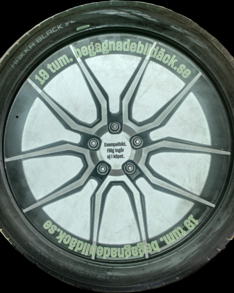 Nokian Hakkablack2 245/40ZR19 ( 1 st )