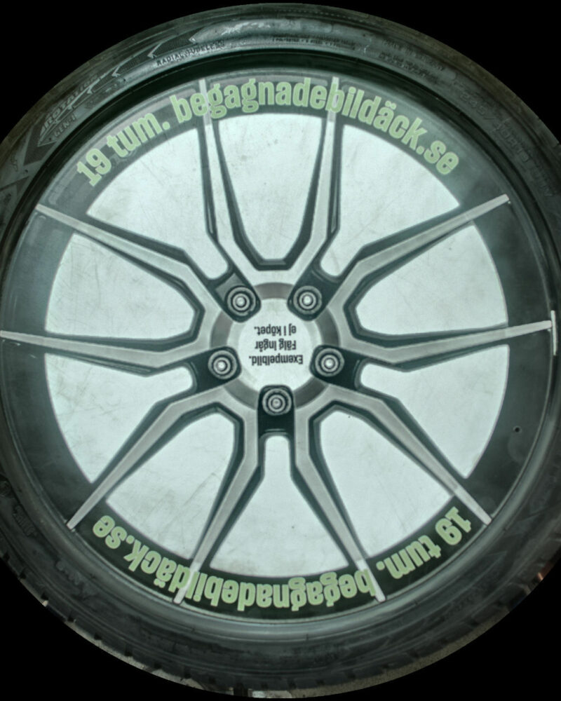 Goodyear UGP 245/40R19 ( 2 st )