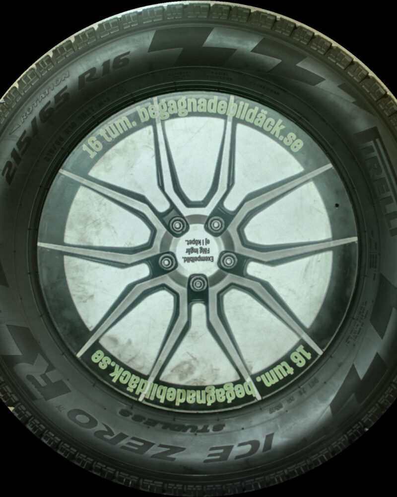 Pirelli Ice Zero 215/65R16 ( 1 st )