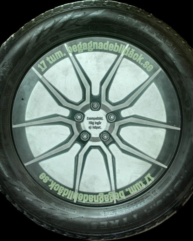 Nokian HkplR3 225/55R17 ( 2 st )