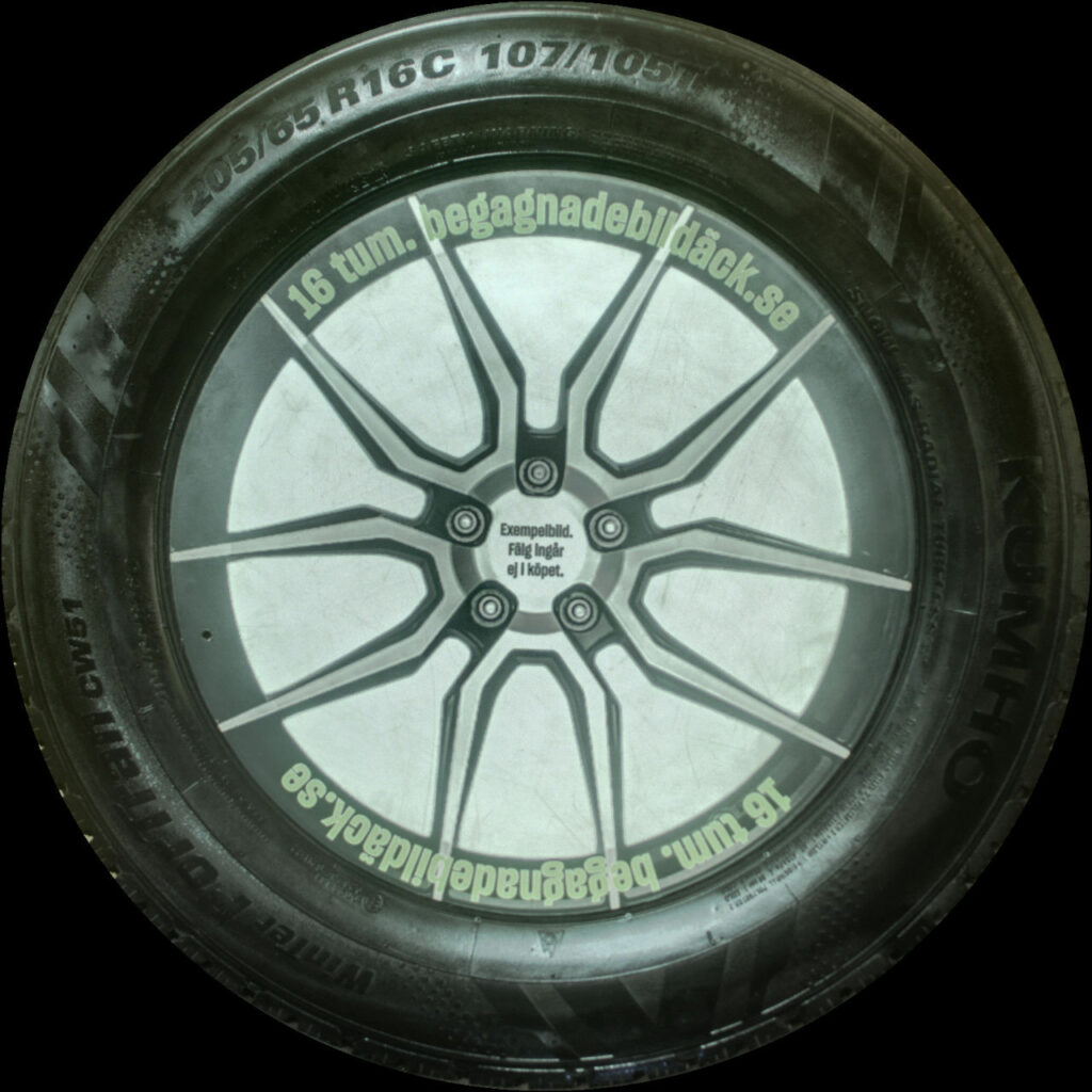 Kumho CW51 205/65R16 ( 1 st )