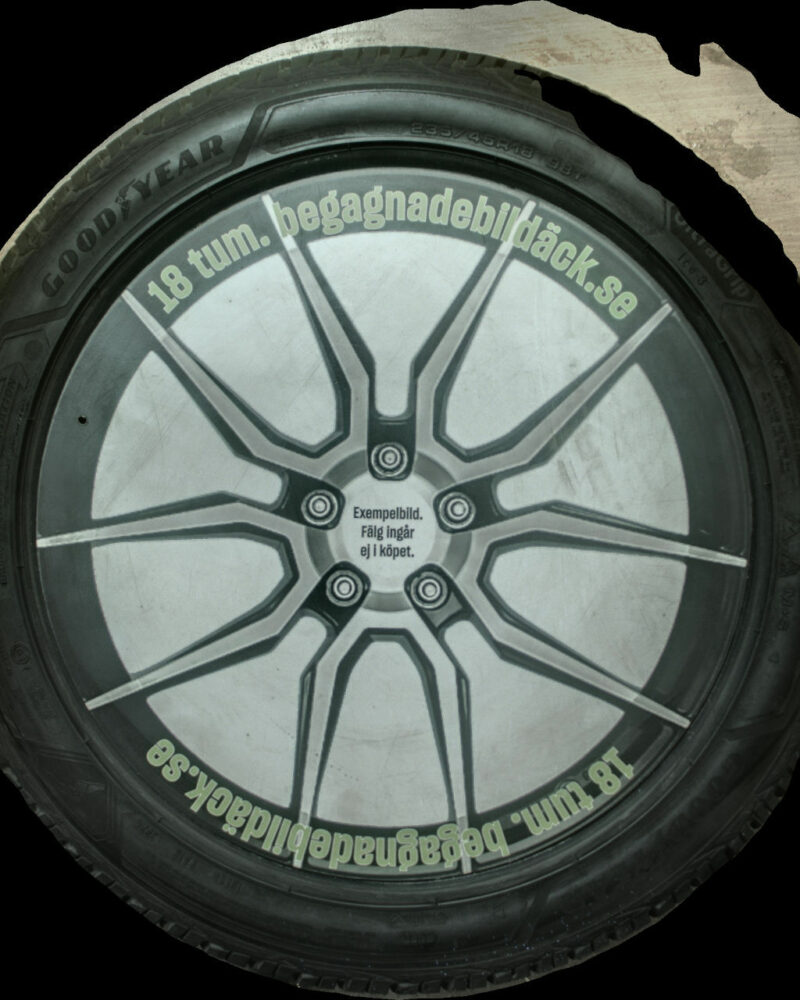 Goodyear Ultragrip 235/45R18 ( 1 st )