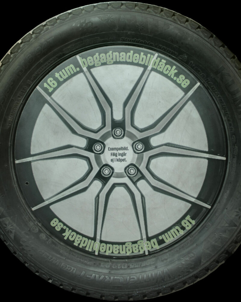 Kumho Wi32 205/55R16 ( 2 st )
