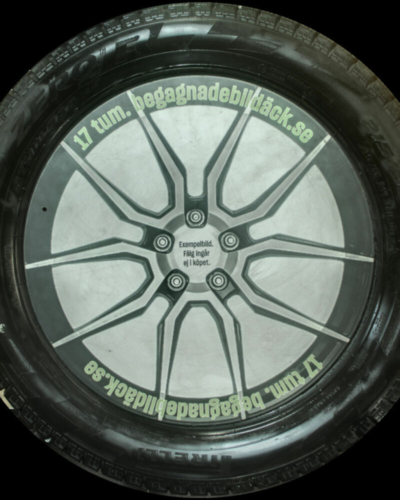 Pirelli Icezero FR 215/55R17 ( 1 st )