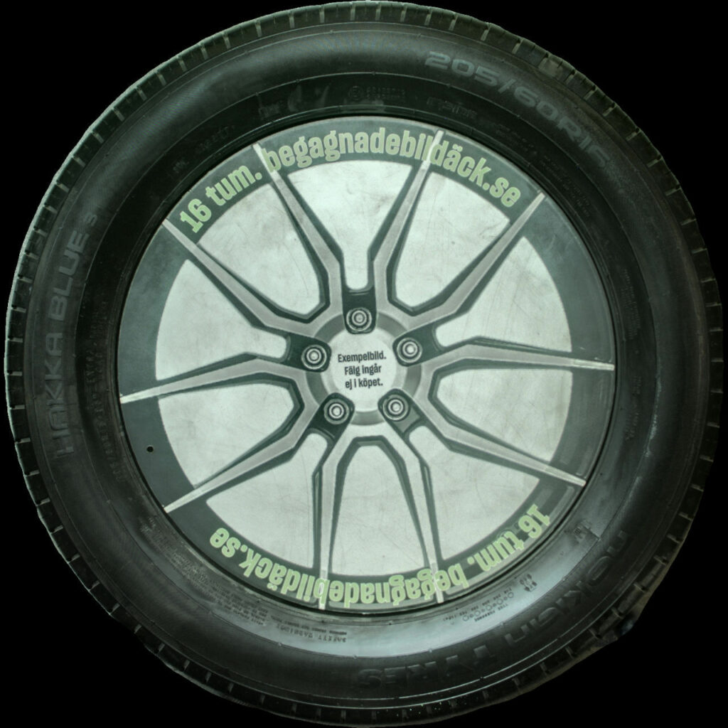 Nokian HakkaBlue 3 205/60R16 ( 4 st )