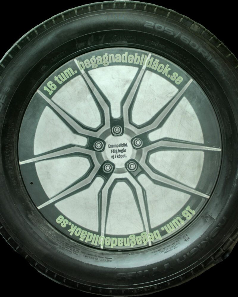 Nokian HakkaBlue 3 205/60R16 ( 4 st )