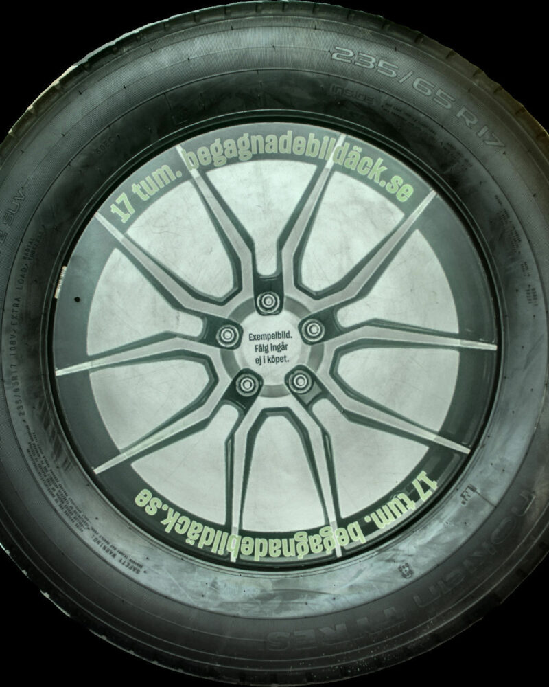 NYBEG Nokian HakkaBlack2 235/65R17 ( 2 st )