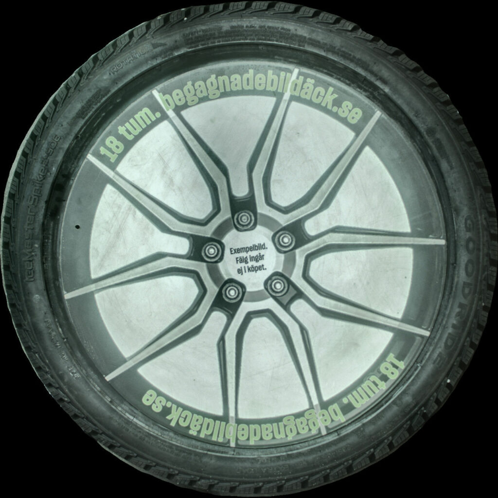 Goodride Spikemaster 235/40R18 ( 4 st )