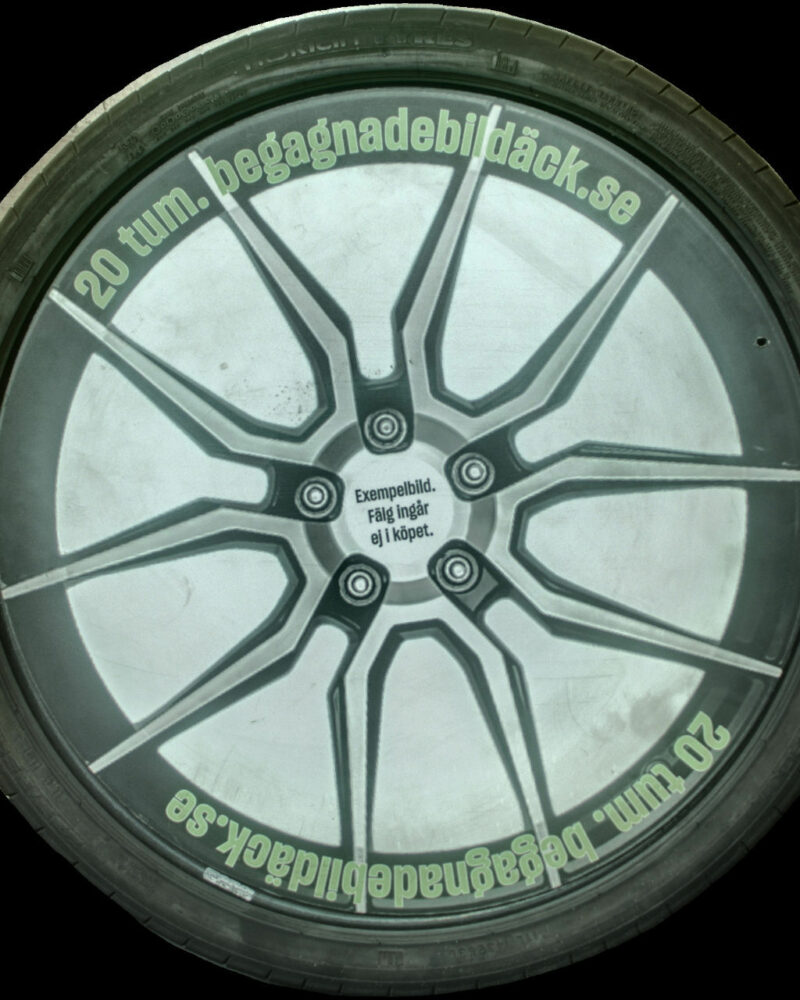 Nokian Black 3 235/35R20 ( 1 st )