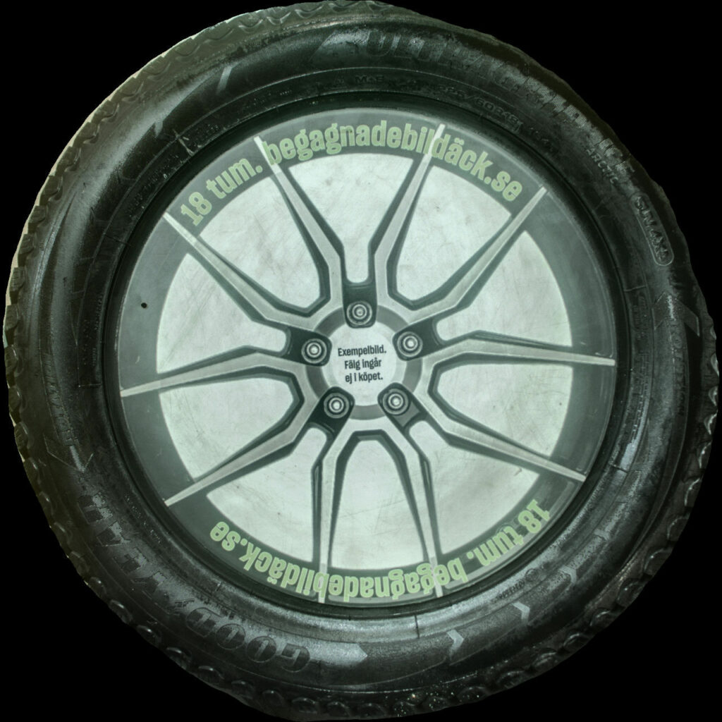 NYBEG Goodyear UGice A  225/60R18 ( 1 st )