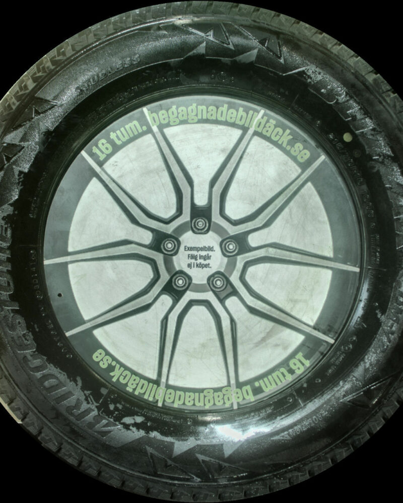 Bridgestone Blizzak DM-V2 215/70R16  ( 1 st )