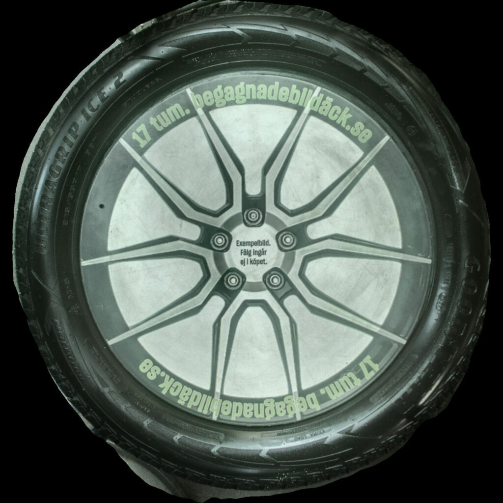 Goodyear Ultragripice2 215/55R17 ( 4 st )