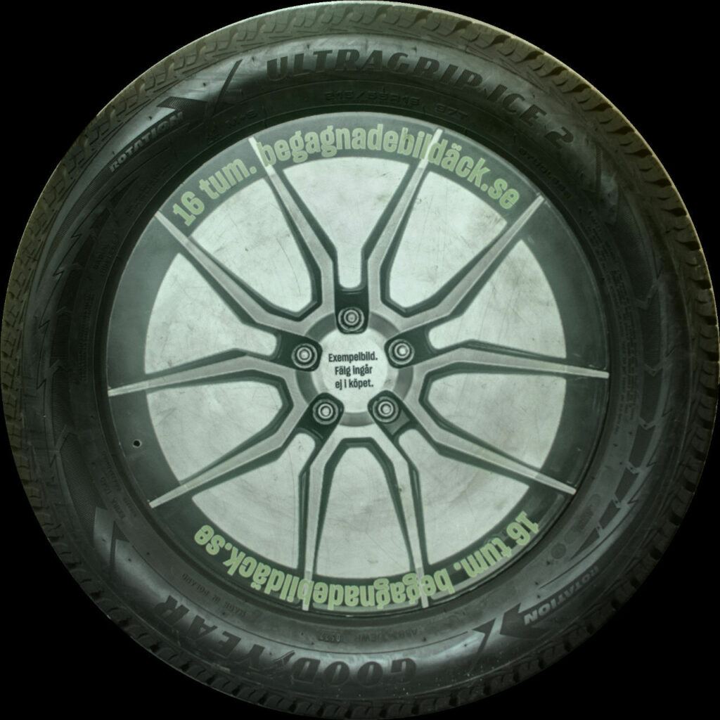 NYBEG Goodyear UGice2 215/55R16 ( 2 st )